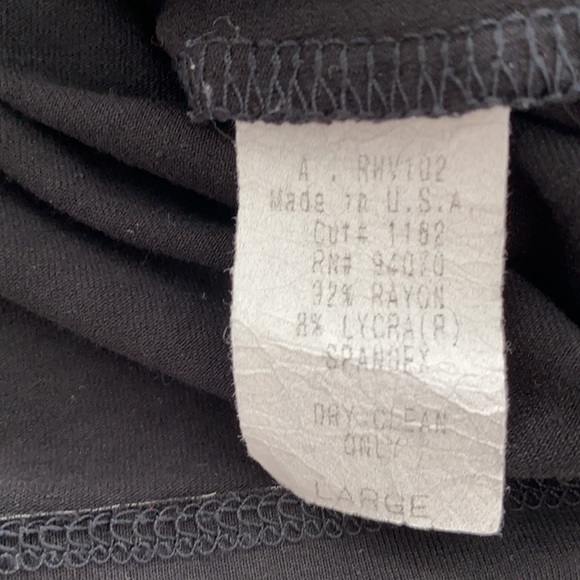 Three Dots V-Neck Black Long Sleeve Tee - Picture 3 of 4